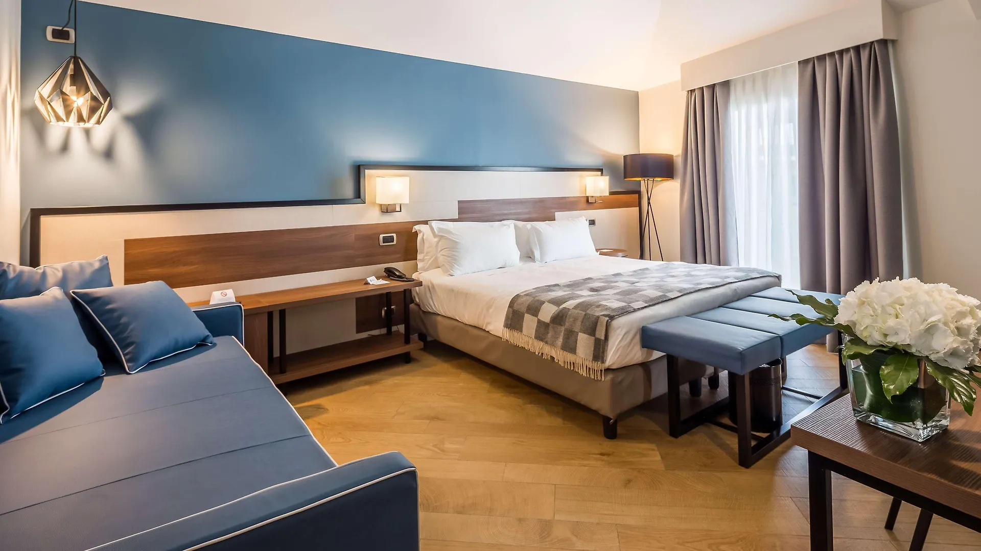 Best Western Hotel Metropoli Genoa 3*,  Italy